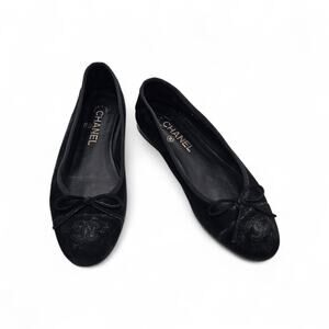 Chanel CC Cap Toe Ballet Ballerina Flat Slipper Black Suede Size 37.5 US 6.5 7